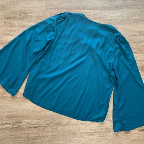 Jessica Simpson Leslie Boho Flare Sleeve Teal Blouse Size Medium NWT - Picture 3 of 6